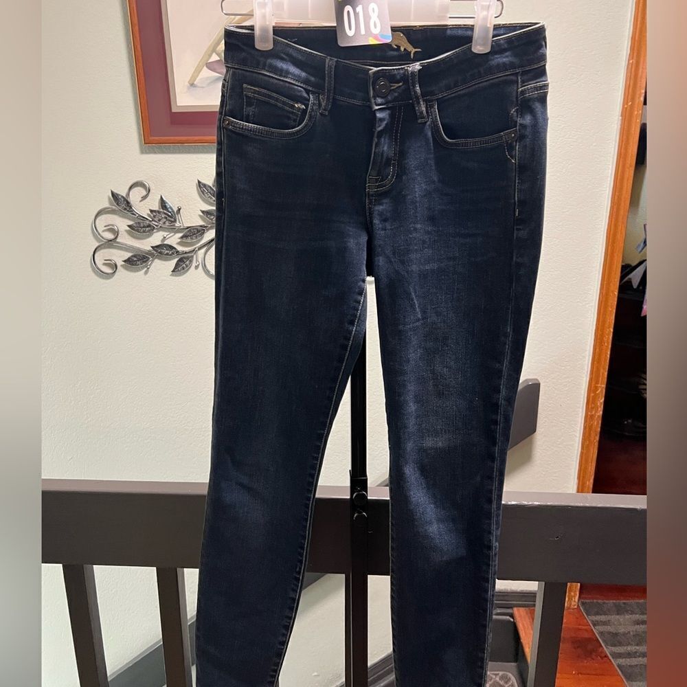 EUC Tommy Bahama Dark Blue Women's Skinny Jeans #JTA018